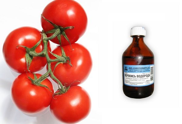 Червени домати и водороден пероксид