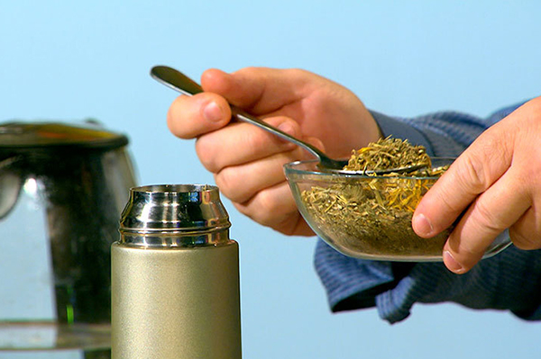 Brewing yarrow